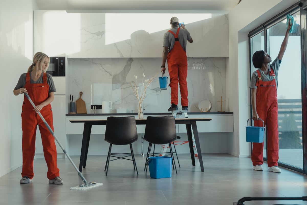 Commercial & Office Cleaning